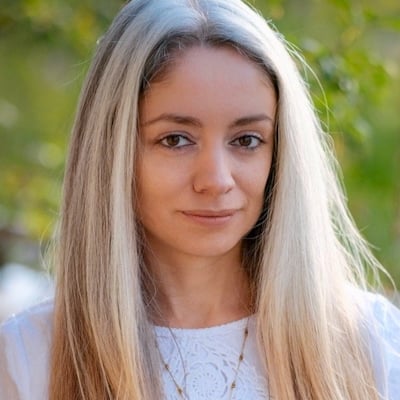 Anca Zlavog